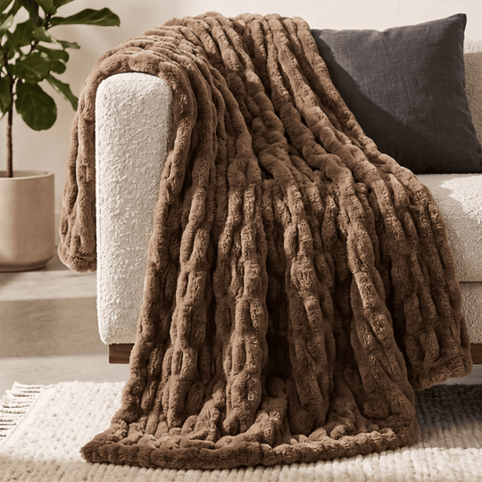 #color_brown